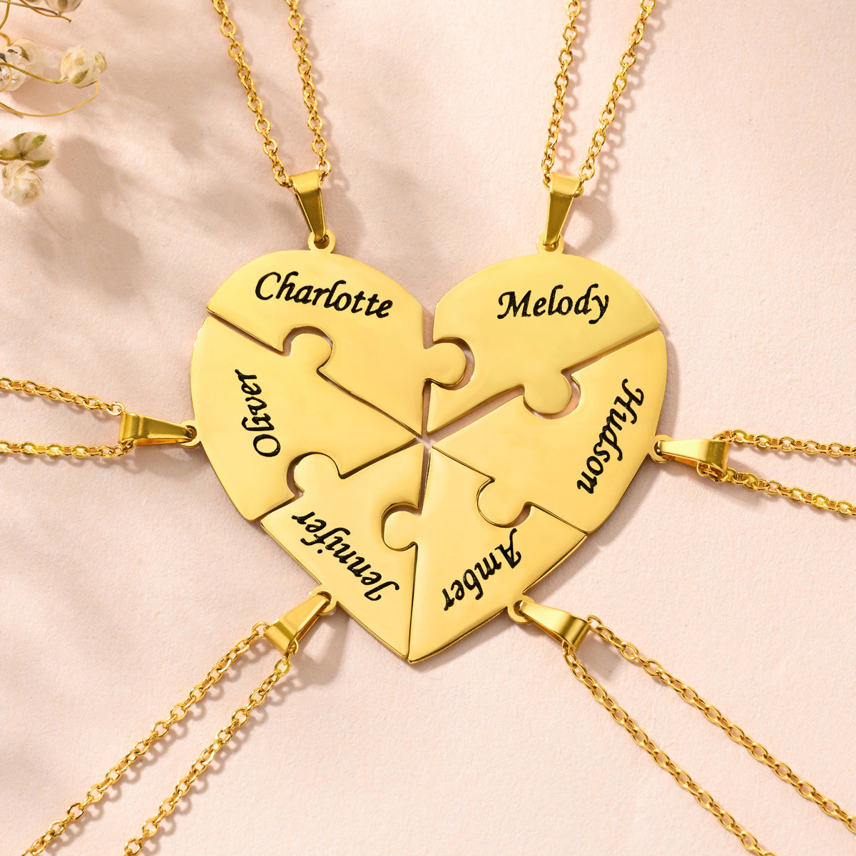 Personalized Exquisite Heart Puzzle 2-8 Pcs Necklace with Engraved Names Birthday Anniversary Mother's Day Gift for Family Friends Couples